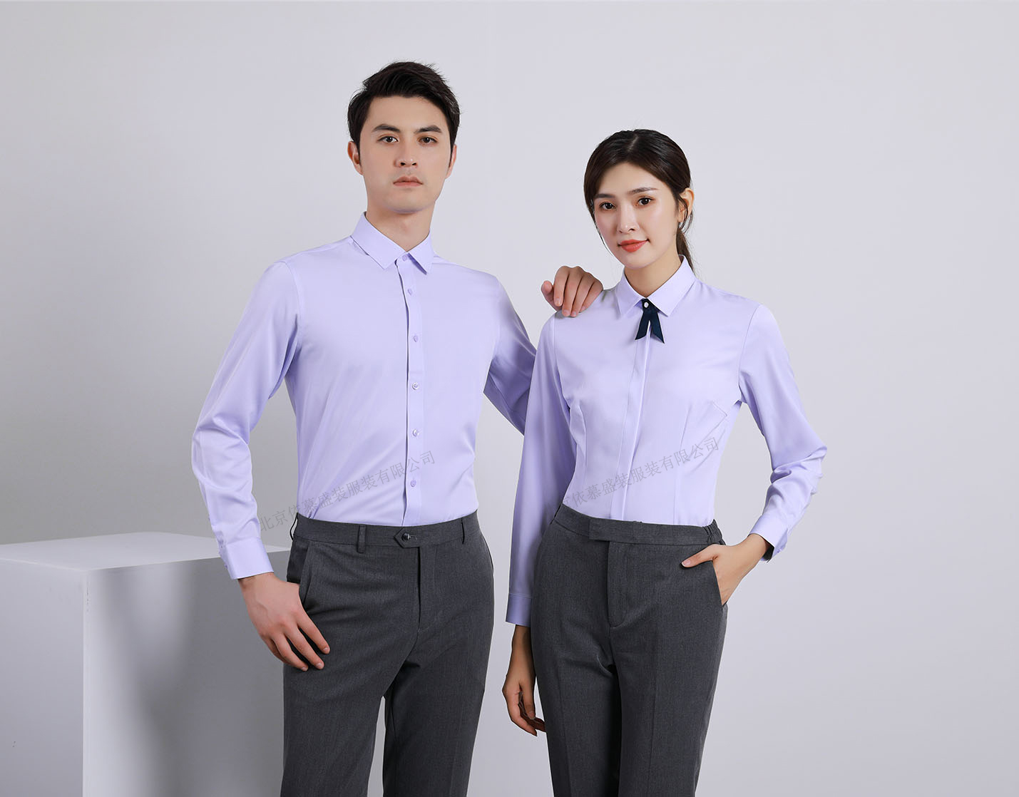 襯衫定制 時(shí)尚襯衫男女士春季 淺藍(lán)色長袖襯衫